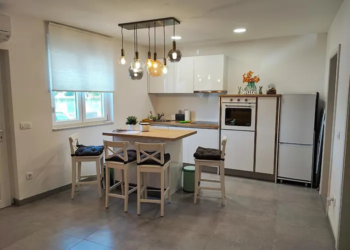 Apartman Mala Lalina